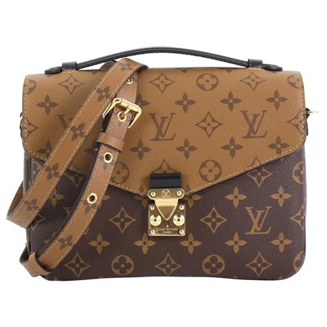 louis vuitton pochette metis handbag with monogram canvas|louis vuitton reverse metis.